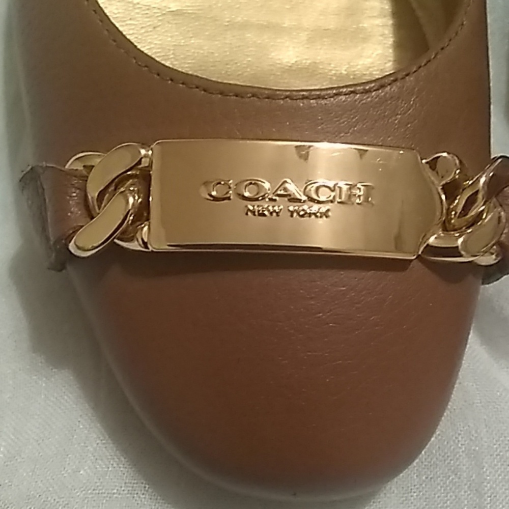 Coach Flats - Picture 4 of 4